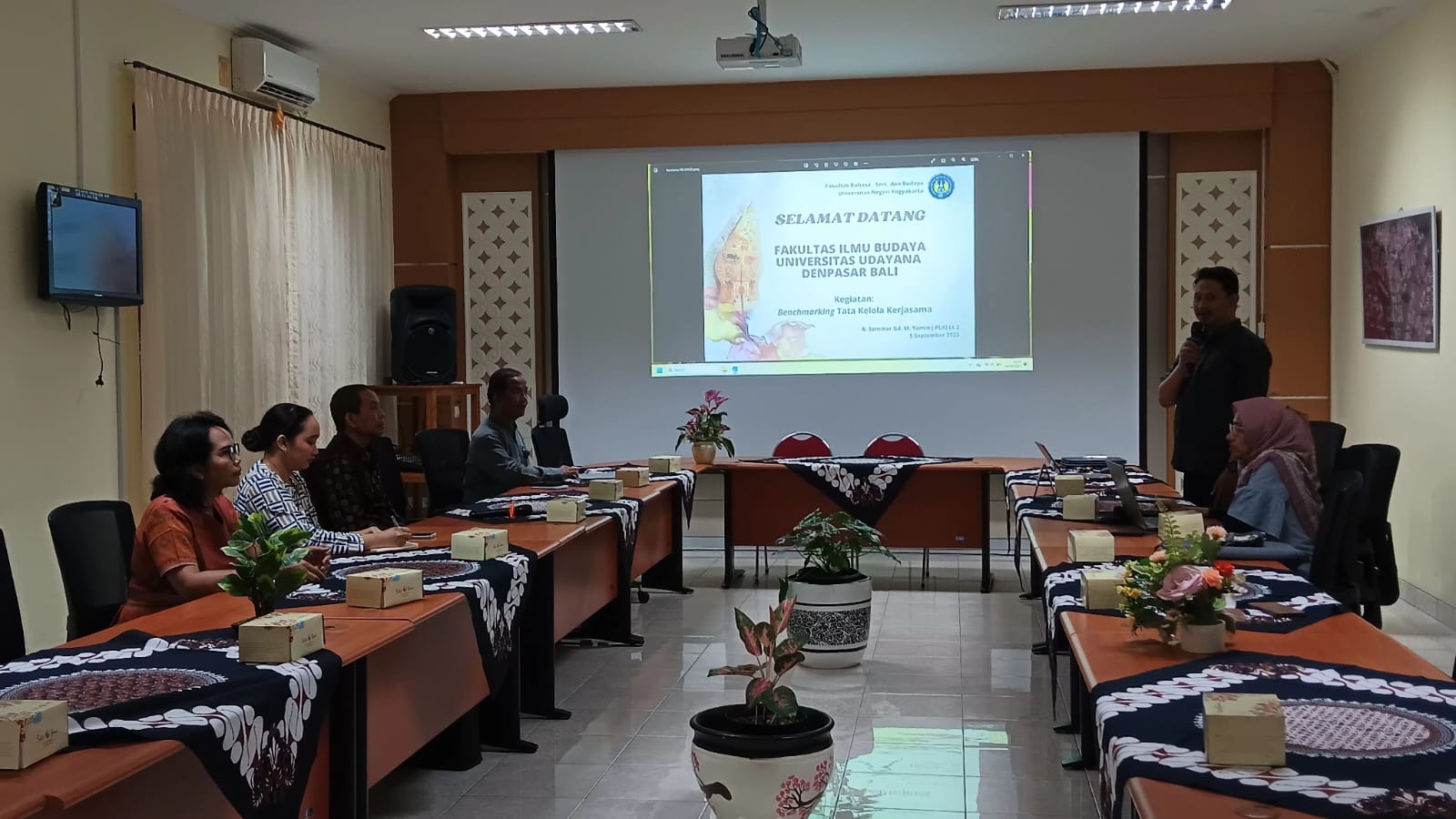 Mantapkan Tata Kelola Kerja Sama, FIB UNUD Sambangi FBSB Universitas Negeri Yogyakarta